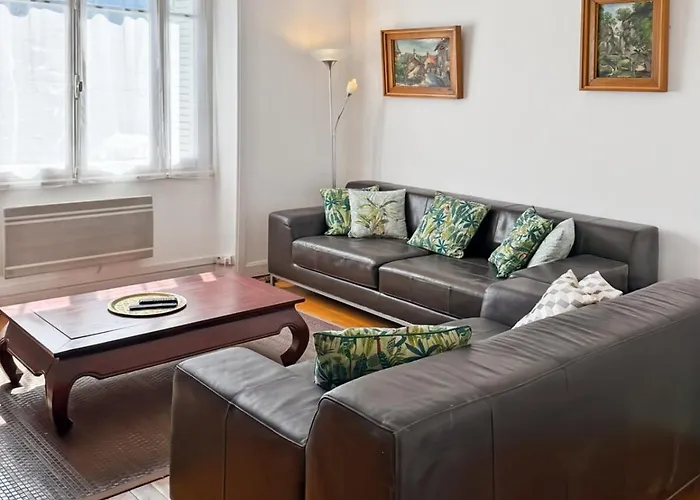 Feriehus La Maison Des Hortensias Vic-sur-cere, 10 Pers Vic-sur-Cère