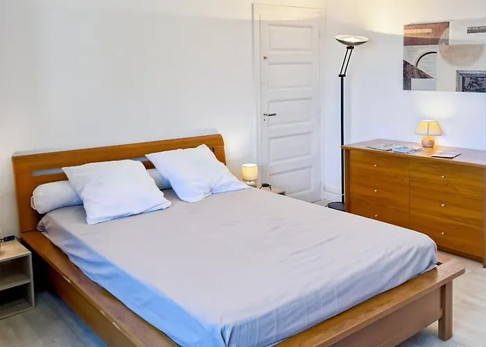 Feriehus La Maison Des Hortensias Vic-sur-cere, 10 Pers Vic-sur-Cère