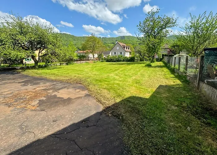 Feriehus La Maison Des Hortensias Vic-sur-cere, 10 Pers Vic-sur-Cère